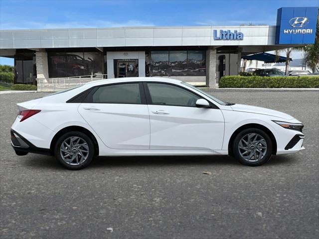 new 2025 Hyundai ELANTRA HEV car, priced at $25,110
