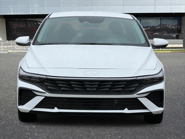 new 2025 Hyundai ELANTRA HEV car, priced at $25,110