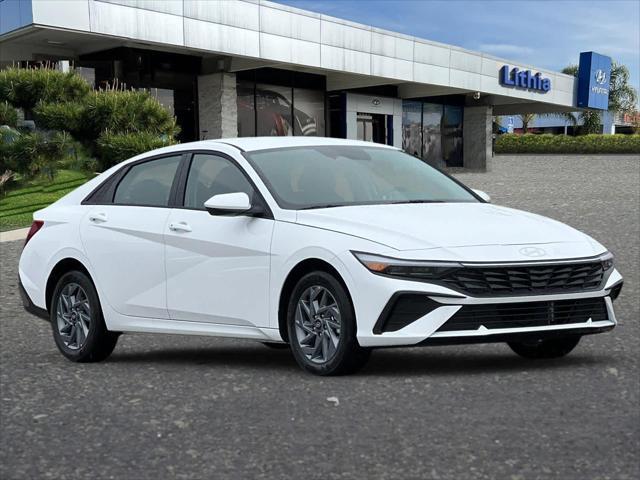 new 2025 Hyundai ELANTRA HEV car, priced at $25,110