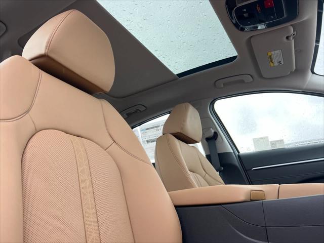 new 2025 Hyundai Sonata Hybrid car, priced at $36,300