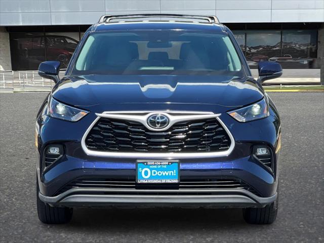 used 2022 Toyota Highlander car, priced at $32,999