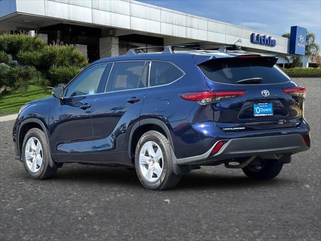used 2022 Toyota Highlander car, priced at $32,999