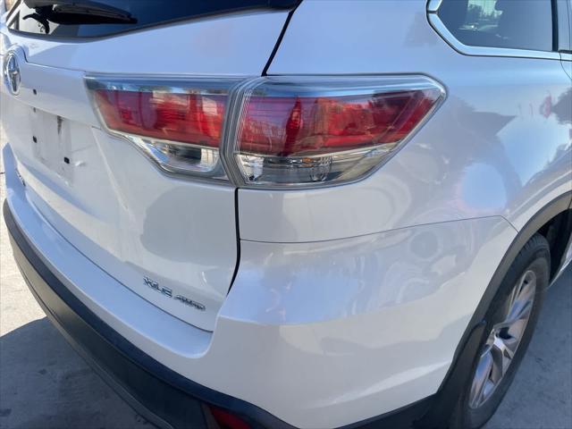 used 2015 Toyota Highlander car, priced at $15,239