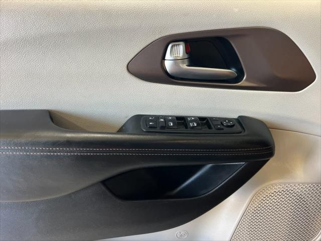 used 2019 Chrysler Pacifica car, priced at $10,298