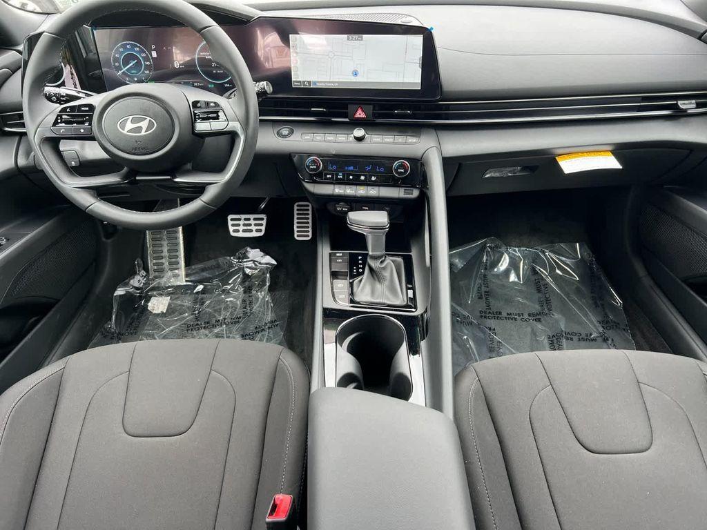 new 2025 Hyundai Elantra car, priced at $25,990