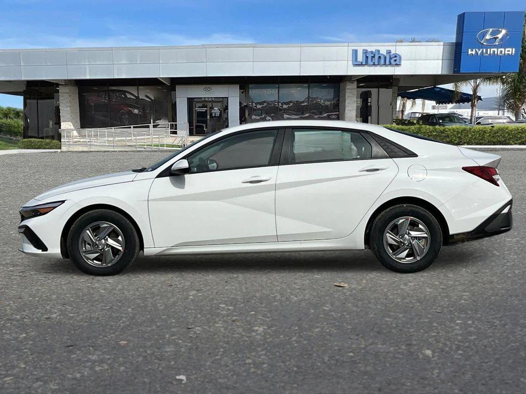 new 2025 Hyundai Elantra car, priced at $22,260
