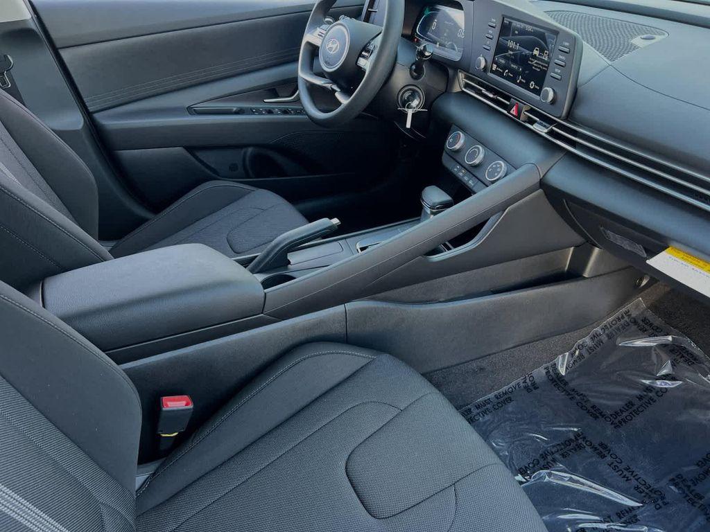 new 2025 Hyundai Elantra car, priced at $22,260