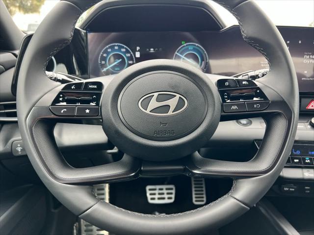 new 2025 Hyundai Elantra car, priced at $26,685