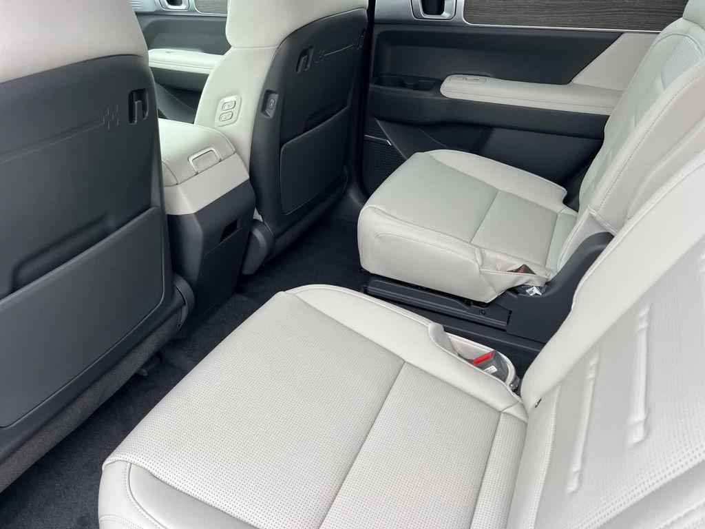 new 2025 Hyundai SANTA FE HEV car, priced at $46,114