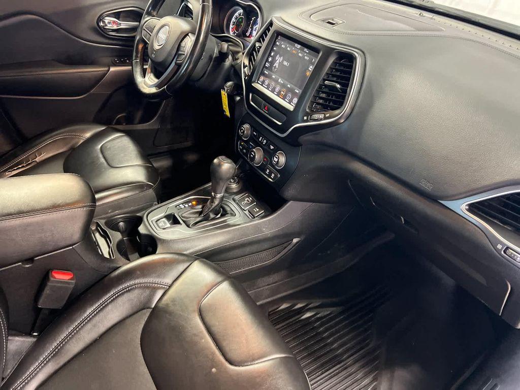 used 2020 Jeep Cherokee car, priced at $14,444