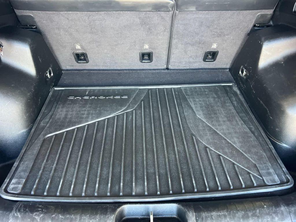 used 2020 Jeep Cherokee car, priced at $14,444