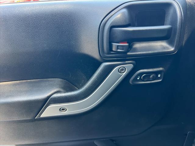 used 2015 Jeep Wrangler Unlimited car, priced at $20,698