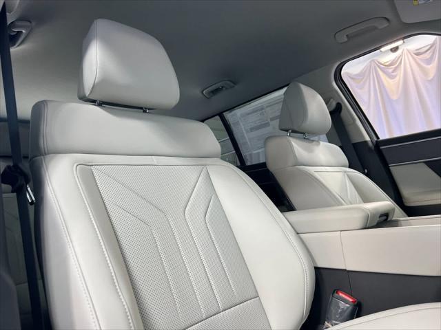 new 2025 Hyundai Santa Fe car, priced at $35,534