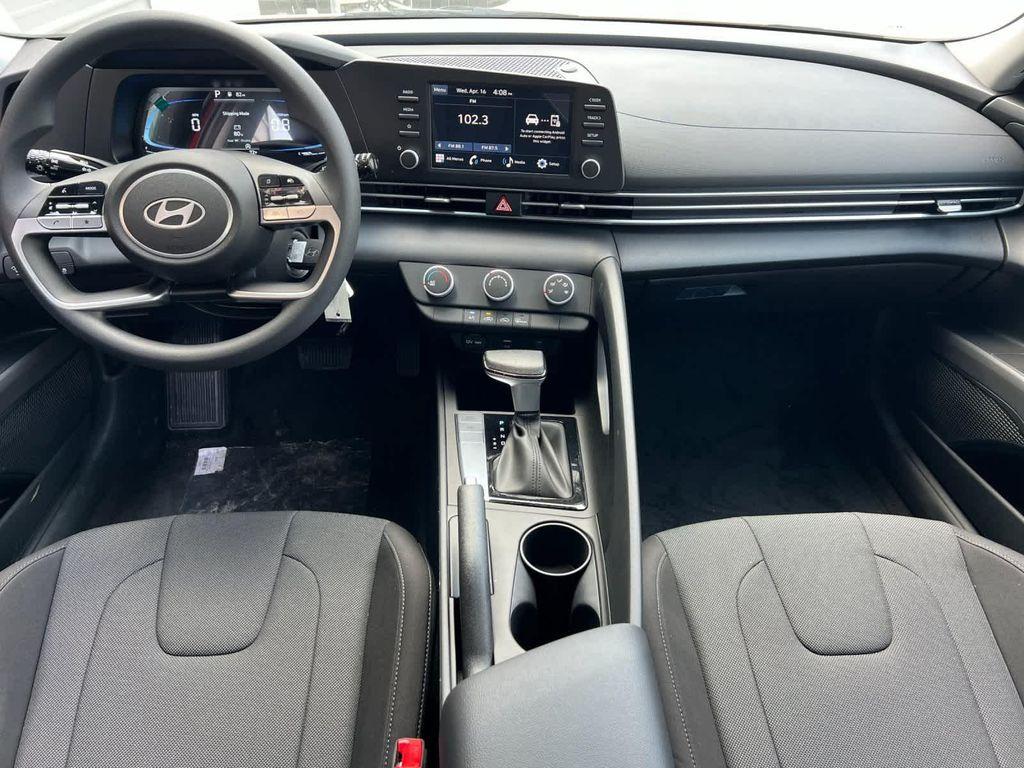 new 2025 Hyundai Elantra car, priced at $21,565