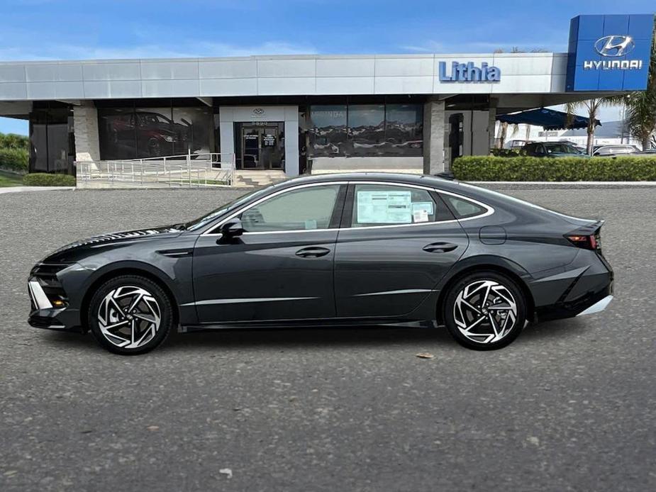 new 2024 Hyundai Sonata car, priced at $25,205