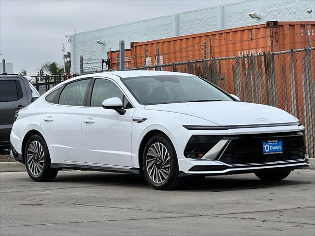 new 2025 Hyundai Sonata Hybrid car, priced at $29,170