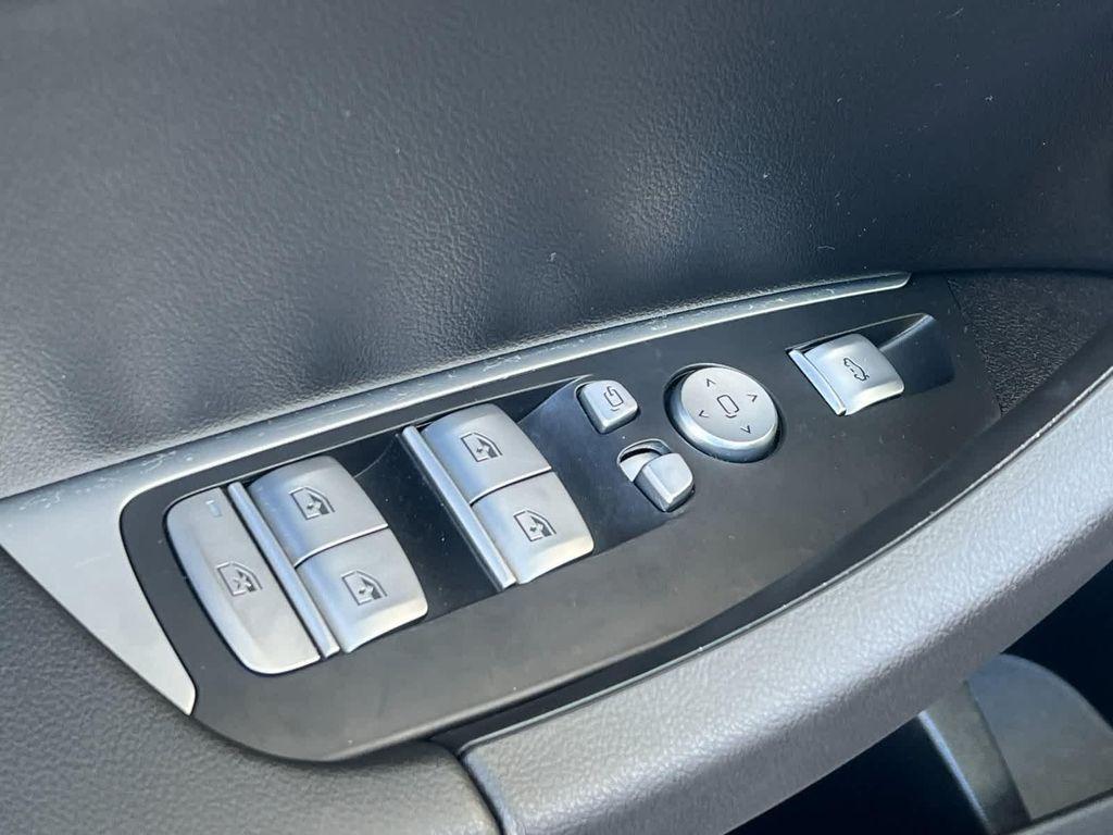 used 2022 BMW X3 car, priced at $29,998