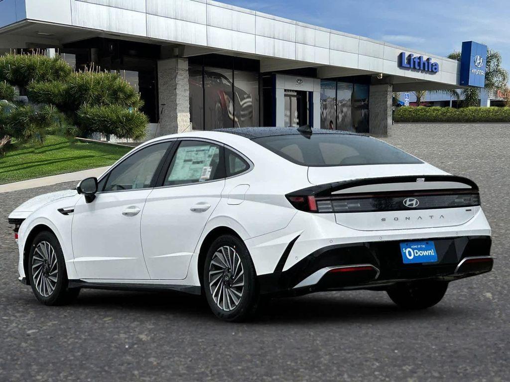 new 2025 Hyundai Sonata Hybrid car, priced at $36,410