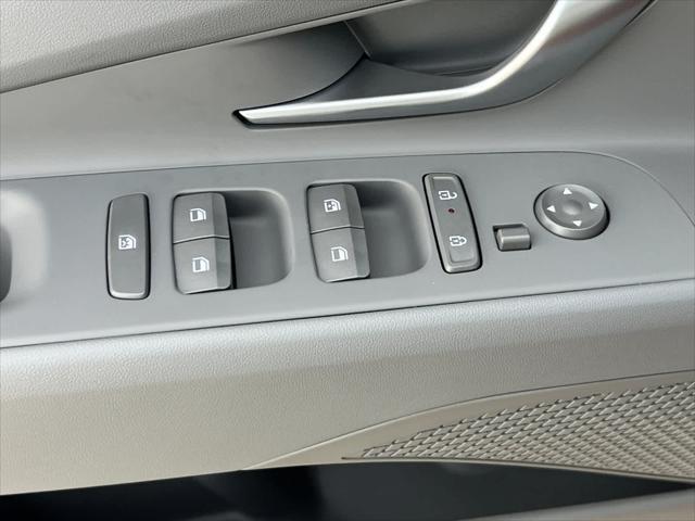 new 2025 Hyundai Elantra car, priced at $25,740