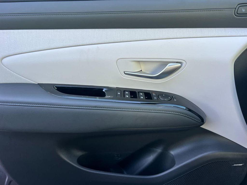 new 2025 Hyundai TUCSON Hybrid car, priced at $37,690