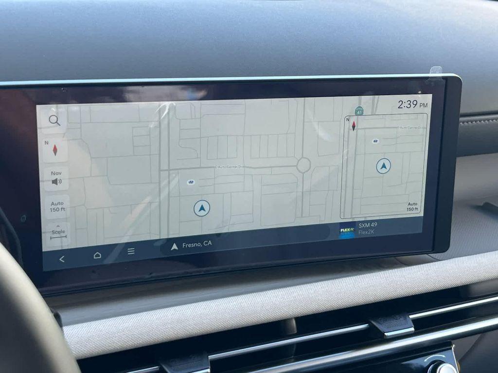 new 2025 Hyundai TUCSON Hybrid car, priced at $37,690