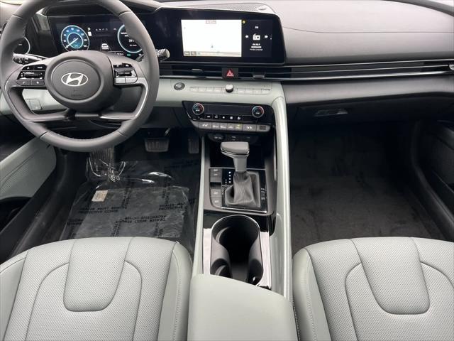 new 2025 Hyundai Elantra car, priced at $28,560