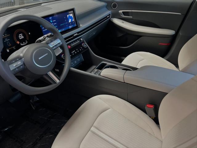 new 2024 Hyundai Sonata car, priced at $25,105
