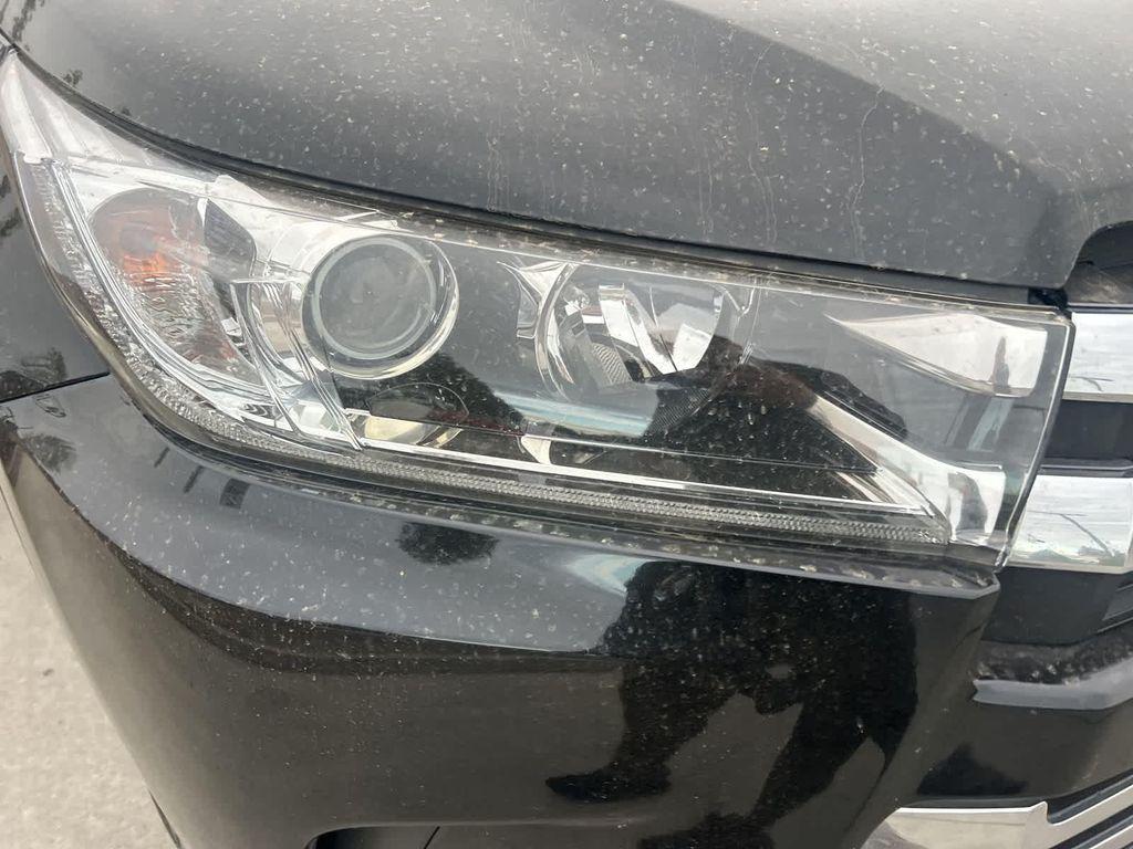 used 2018 Toyota Highlander car, priced at $24,999