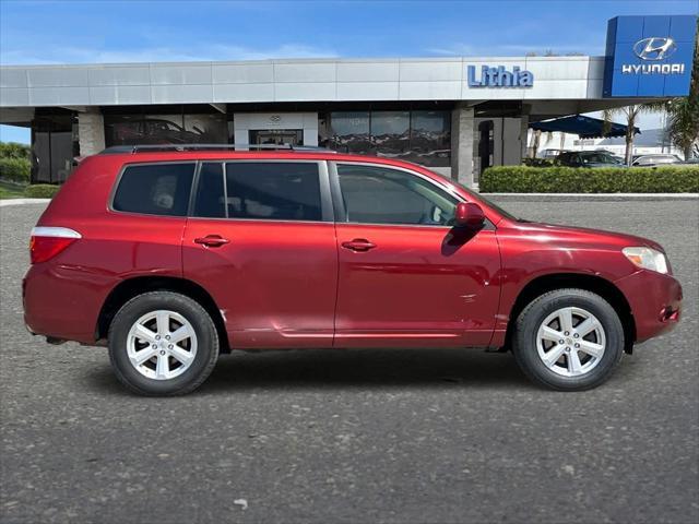 used 2010 Toyota Highlander car, priced at $12,499