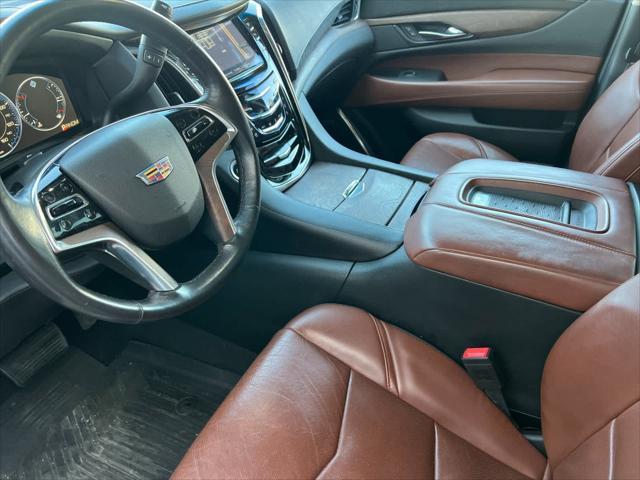 used 2015 Cadillac Escalade ESV car, priced at $24,595