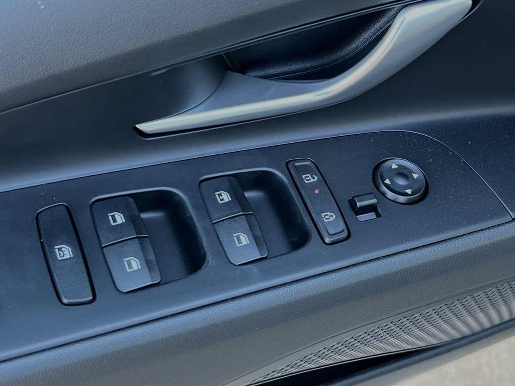 new 2025 Hyundai Elantra car, priced at $22,800
