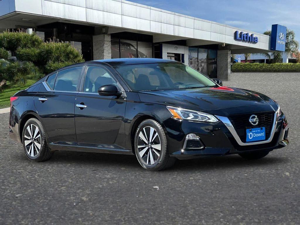 used 2022 Nissan Altima car, priced at $18,499