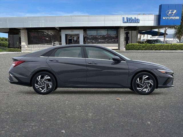 new 2025 Hyundai Elantra car, priced at $24,285