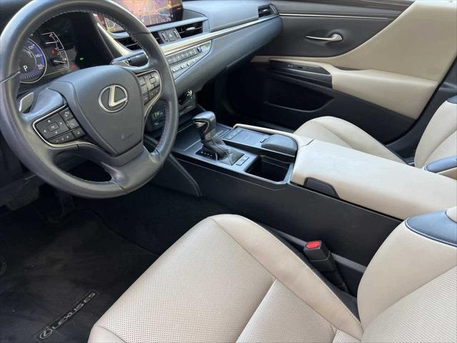 used 2020 Lexus ES 300h car, priced at $29,777