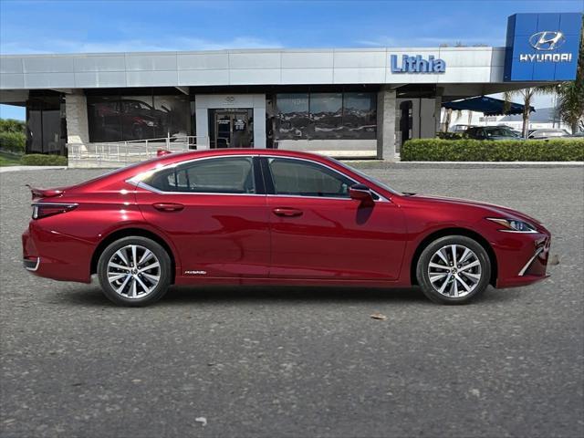 used 2020 Lexus ES 300h car, priced at $29,777