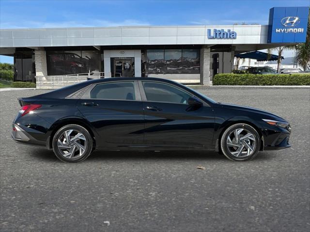 new 2025 Hyundai Elantra car, priced at $22,660