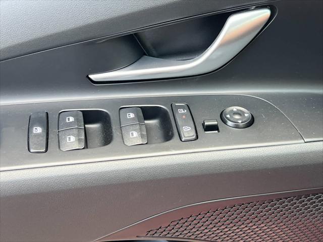 new 2025 Hyundai Elantra car, priced at $21,665