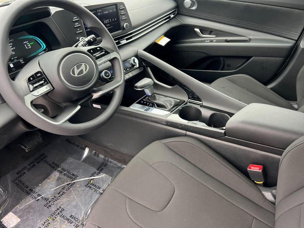 new 2025 Hyundai ELANTRA HEV car, priced at $23,875