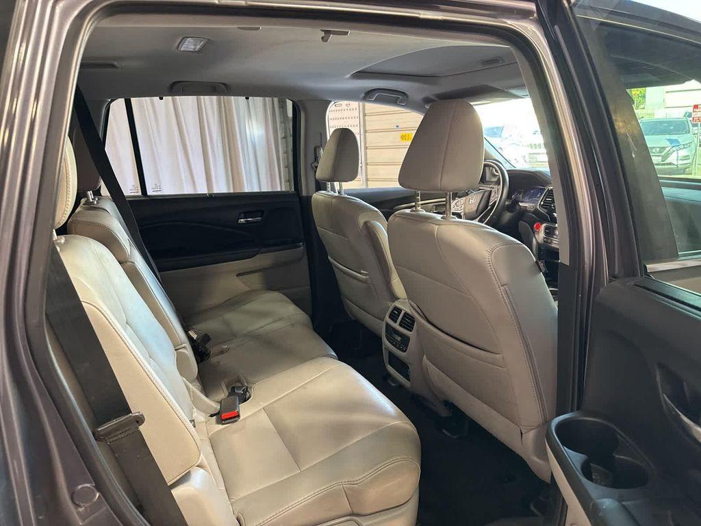 used 2020 Honda Pilot car, priced at $22,888