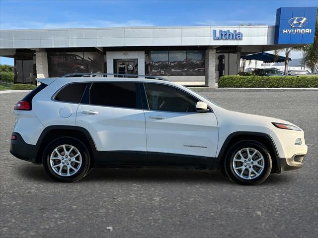 used 2018 Jeep Cherokee car, priced at $9,644