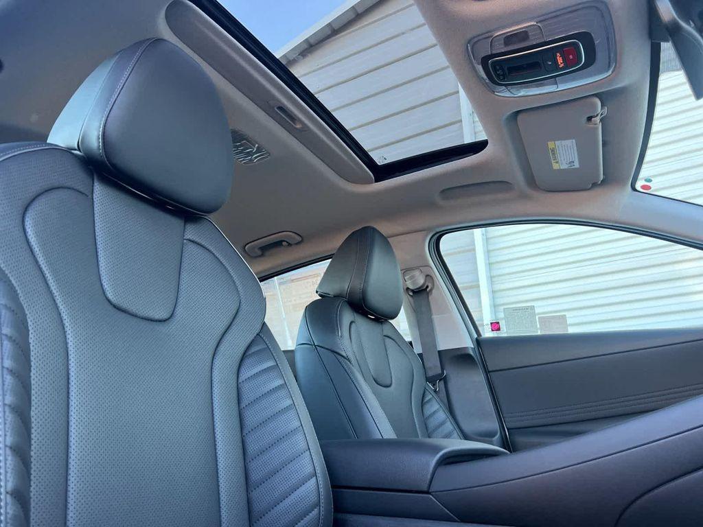 new 2025 Hyundai Elantra car, priced at $26,975