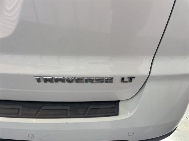 used 2015 Chevrolet Traverse car, priced at $10,999