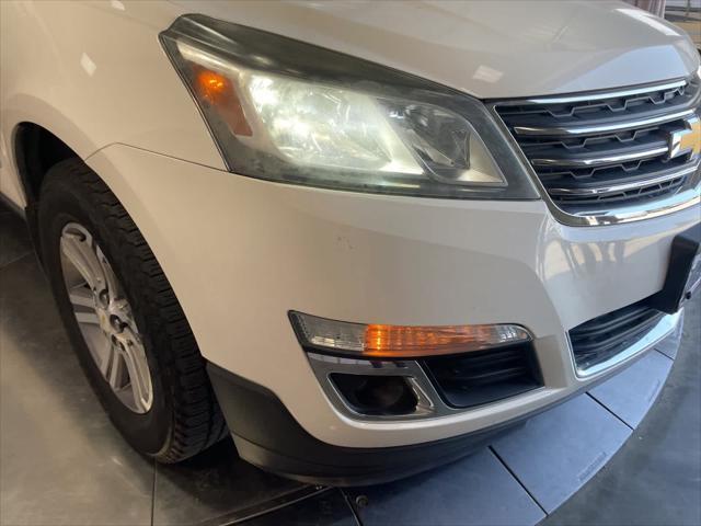 used 2015 Chevrolet Traverse car, priced at $10,999