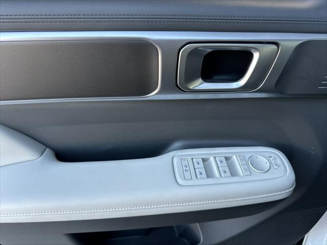 new 2025 Hyundai Santa Fe car, priced at $35,744