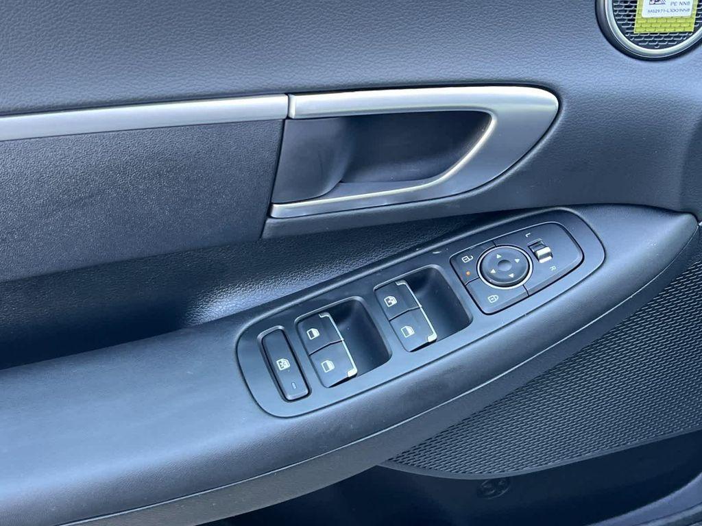 new 2025 Hyundai Sonata car, priced at $23,188