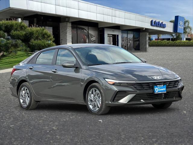 new 2025 Hyundai Elantra HEV car, priced at $26,005