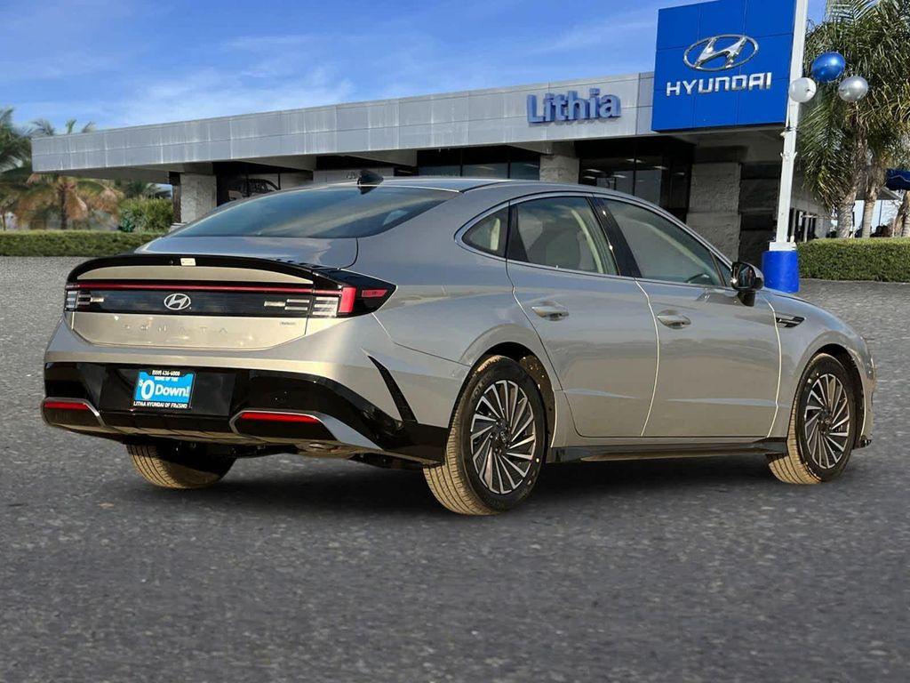 new 2025 Hyundai Sonata Hybrid car, priced at $29,405