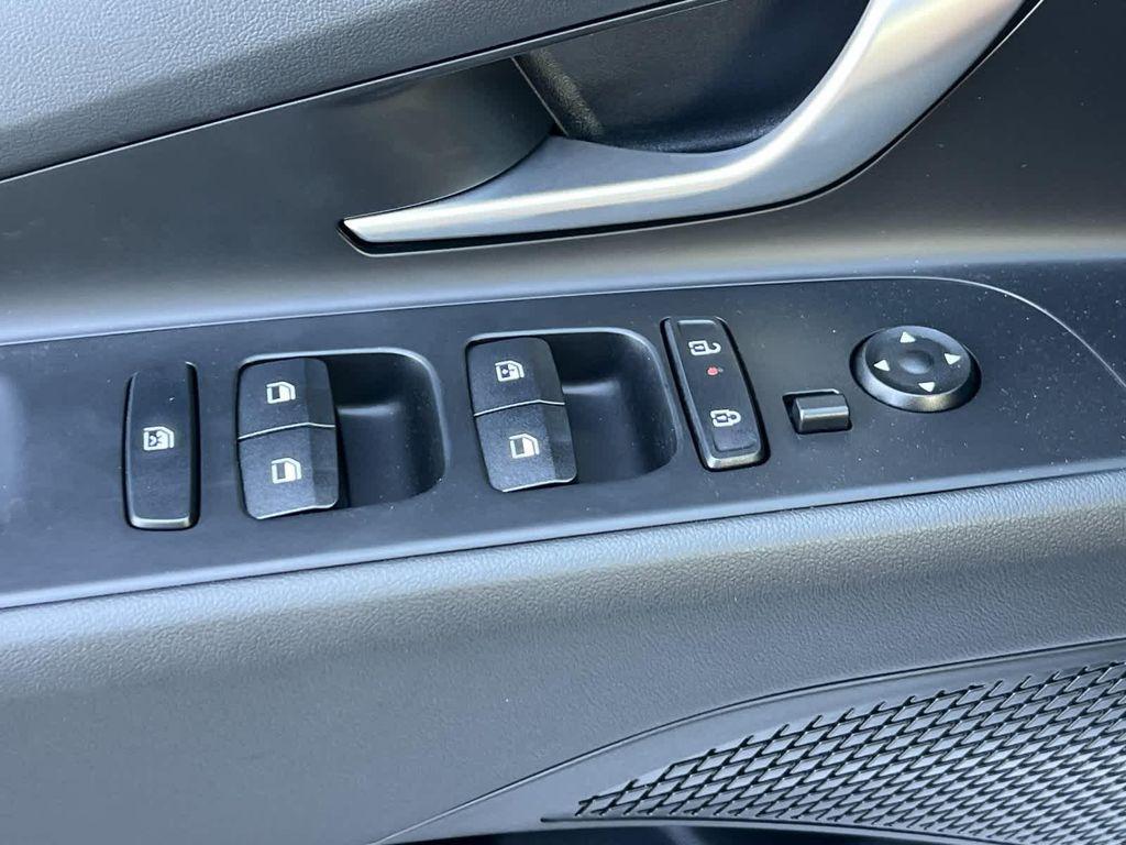 new 2025 Hyundai ELANTRA HEV car, priced at $23,835