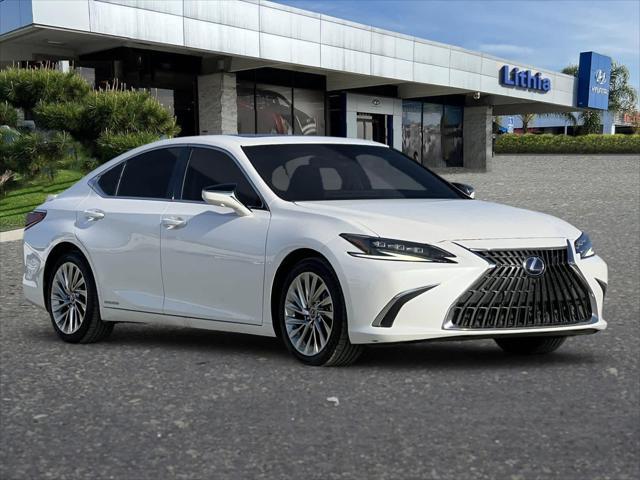 used 2022 Lexus ES 300h car, priced at $31,999