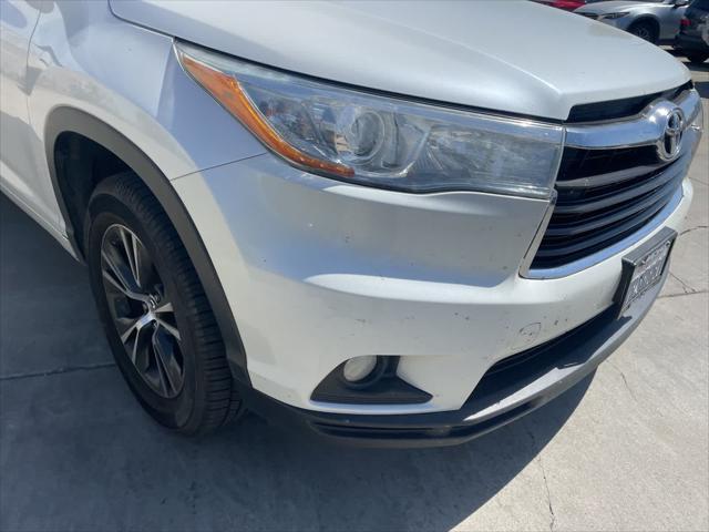 used 2016 Toyota Highlander car, priced at $19,999